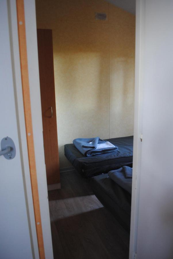 Mobil Home Camping 3*** Piscine Chauffee La Boissiere-de-Montaigu Exteriör bild